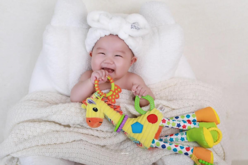 桐城1岁宝宝流鼻涕打喷嚏